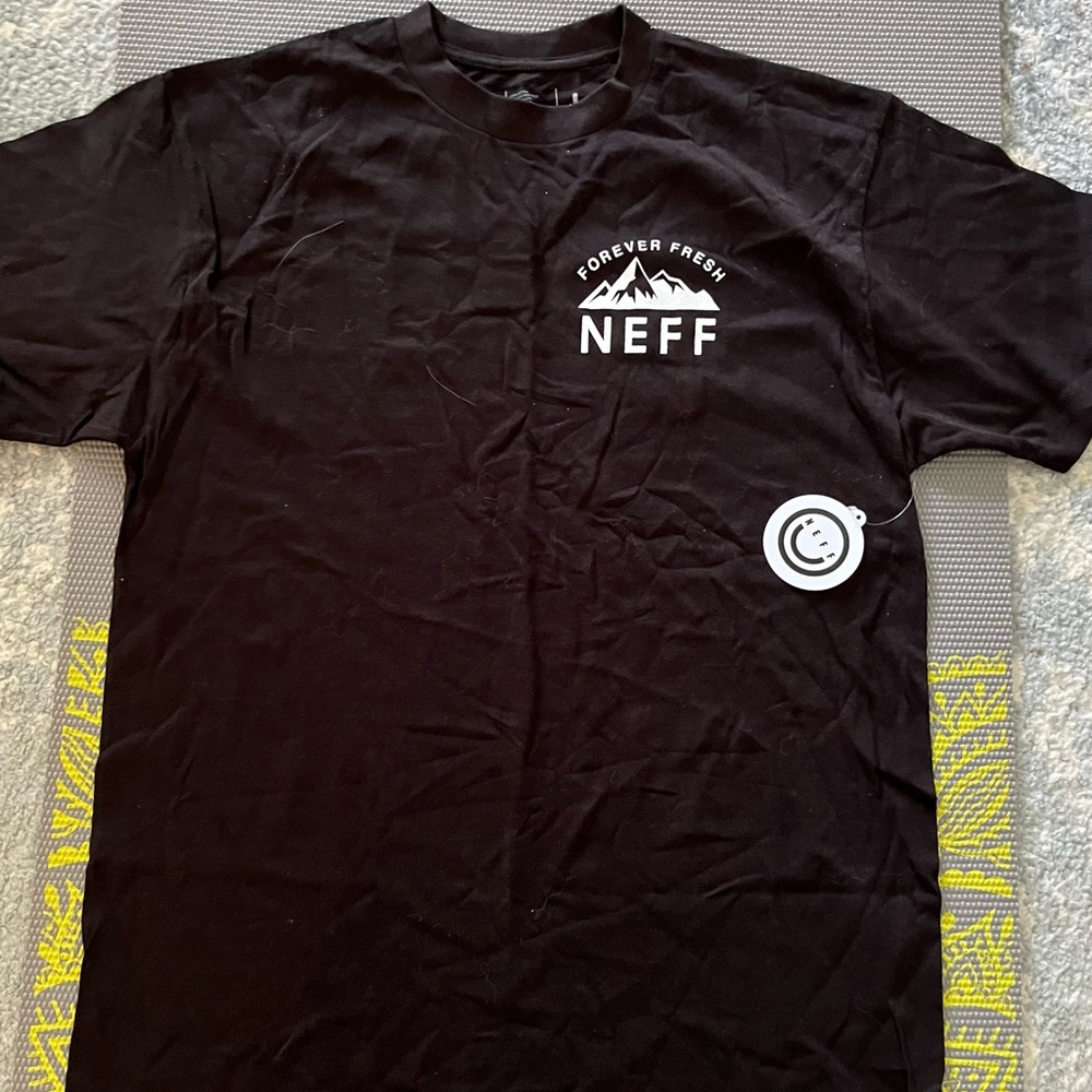 NWT NEFF T-shirt (L)